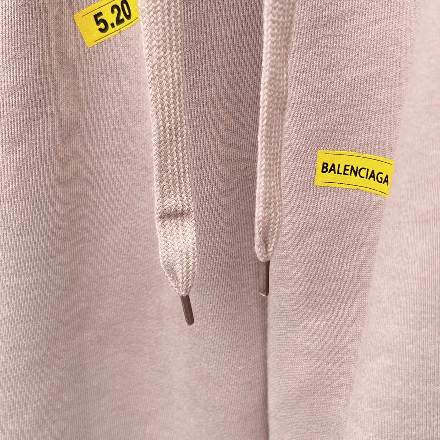 【 . Quality】BALENCI*GA/ .2026New Arrival 。 5.20 ， 。 . Authentic ， ！ ZP ， 460 ， . ， ， 。 ， 。 . Same Style ：BL 267038 ：Black，Light Coffee Brown Size：XS S M L